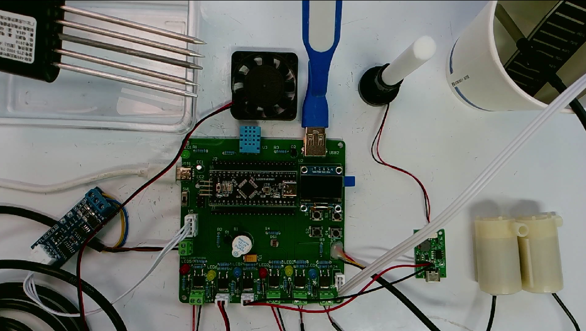 S2600501M基于单片机的水培控制系统